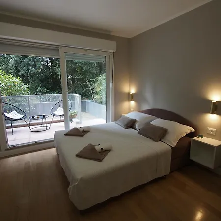 Charming Terrace شقة سبليت