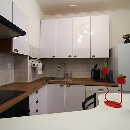 شقة Charming Terrace *