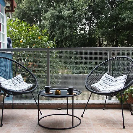 Charming Terrace Apartman *