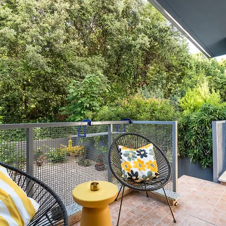 Lejlighed Charming Terrace