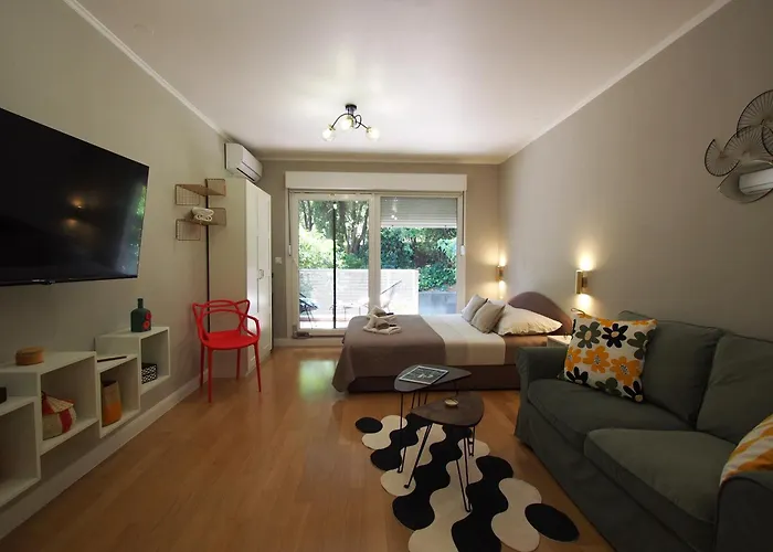 Charming Terrace Apartment Split