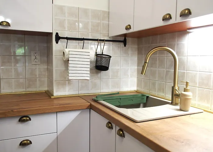 Charming Terrace Apartment *